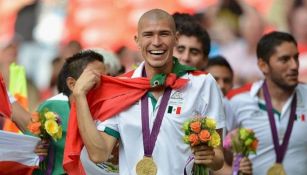 Chatón festejando con la Selección Mexicana