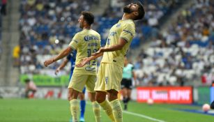 Néstor Araujo en juego ante Rayados