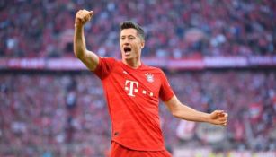 Robert Lewandowski en festejo de gol