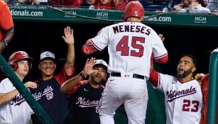 Cachorros vencen 9-1 a Cardenales en el regreso del béisbol de MLB