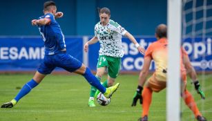 Marcelo Flores en su debut con el Real Oviedo