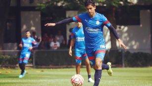 Ángel Zaldivar en entrenamiento con Chivas