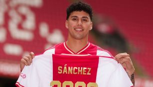 Jorge Sánchez en su presentación con el Ajax