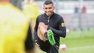 Orbelín Pineda en pretemporada con AEK