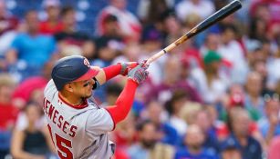 Joey Meneses: Octavo cuadrangular del mexicano en derrota de Nationals ante Phillies