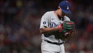 Julio Urías en el juego de los Dodgers