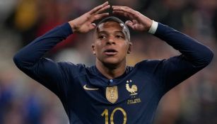 Kylian Mbappé en un partido de Francia