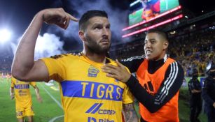 Gignac hizo la diferencia y llevó a su club a los 4tos