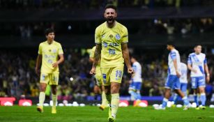 América: Conductor de TUDN se encargó del juego de luces en el Estadio Azteca