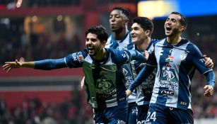 Pachuca celebra en el Nemesio Díez