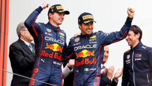 Checo Pérez y Verstappen en un GP de la F1