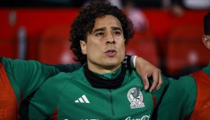 Memo Ochoa con el Tri