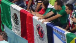 Bandera de los Tiburones Rojos de Veracruz en Qatar 2022