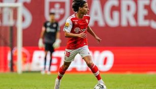 Diego Lainez con el Braga