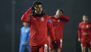 Chivas se prepara para sus partidos en España