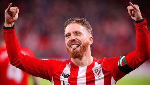 Iker Muniain le tiene cariño a Fernando Hierro