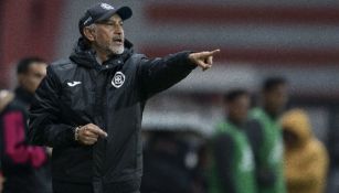 Raúl Gutiérrez y Cruz Azul están cerca de amarrar su pase