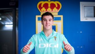 Santiago Román en su presentación con Real Oviedo