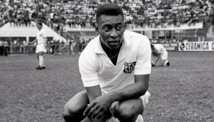 Pelé fue visto por Díaz Ordaz en el Nemesio Diez