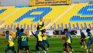 Cristiano Ronaldo en entrenamiento con el Al-Nassr