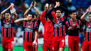 Chivas en festejo tras triunfo