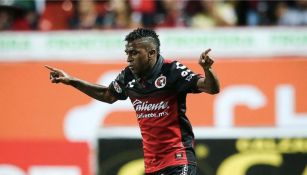 Bolaños mientras jugaba para los Xolos de Tijuana