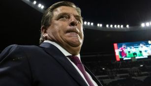 Miguel Herrera dirigiendo en el América vs Xolos