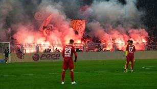 Los hechos en la cancha del Dortmund que dejaron a dos heridos