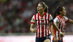 Alicia Cervantes durante un partido con Chivas