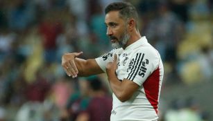 Flamengo destituye al director técnico Vitor Pereira