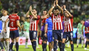 Jugadores de Chivas agradecen a su afición