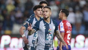 Arango hace una seña tras anotar el penal