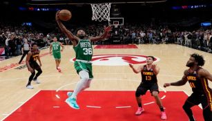 Jaylen Brown y Jason Tatum anotaron 31 puntos cada uno