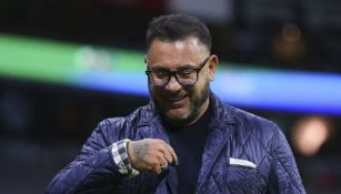 Antonio Mohamed en el Pumas vs América