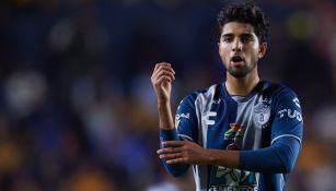 Isaís en un partido de Pachuca