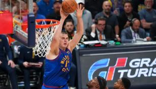 Nikola Jokic supera la marca de sus rivales