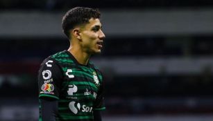 Omar Campos en el Estadio Azteca ante América