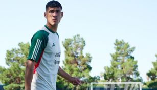 Antuna en un entrenamiento con la Selección Mexicana 