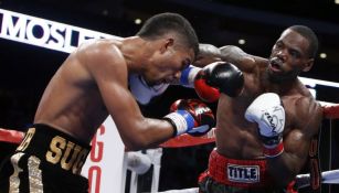 Roberto Vong peleando contra Shane Mosley Jr.