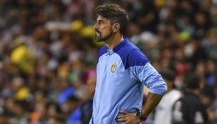 Paunovic durante el partido vs León