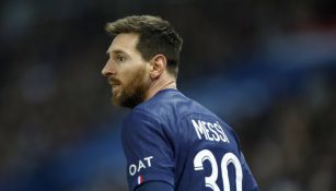 Fan le pide foto a Lionel Messi y en un descuido le planta un beso