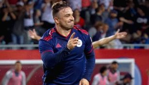 Xherdan Shaqiri en celebración de gol con Chicago Fire