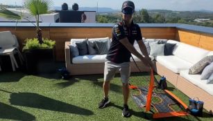 Checo Pérez en reto de portería 