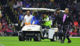 Carlos Vargas en su lesión con Cruz Azul