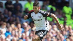 Raúl Jiménez se quedó cerca de meter gol en su debut con el Fulham en Premier League