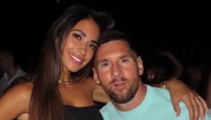 Antonela junto con Lionel Messi 