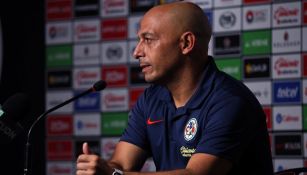 Villacampa en conferencia de prensa del América Femenil