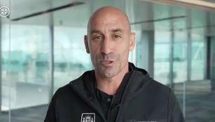 ¡RFEF defiende a Rubiales! Desmienten a extrabajadora que lo acusó de incitarla a 'ponerse las rodilleras' y 'mostrar su ropa interior' 