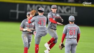 Diablos Rojos vencen a los Pericos de Puebla 