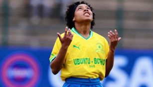 La 'Ronaldinha' de Sudáfrica: Miche Minnies, la futbolista que deslumbra y se parece a Ronaldinho